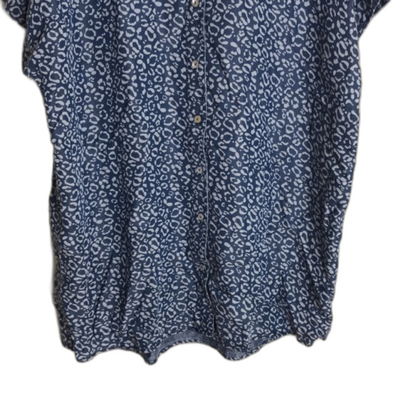 Soft surroundings ladies button up blue leopard print tunic top size XL - Picture 3 of 11